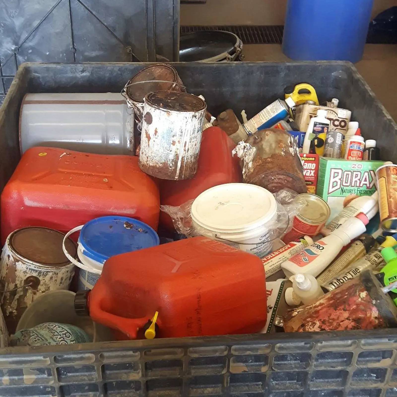 Garbage and recycling